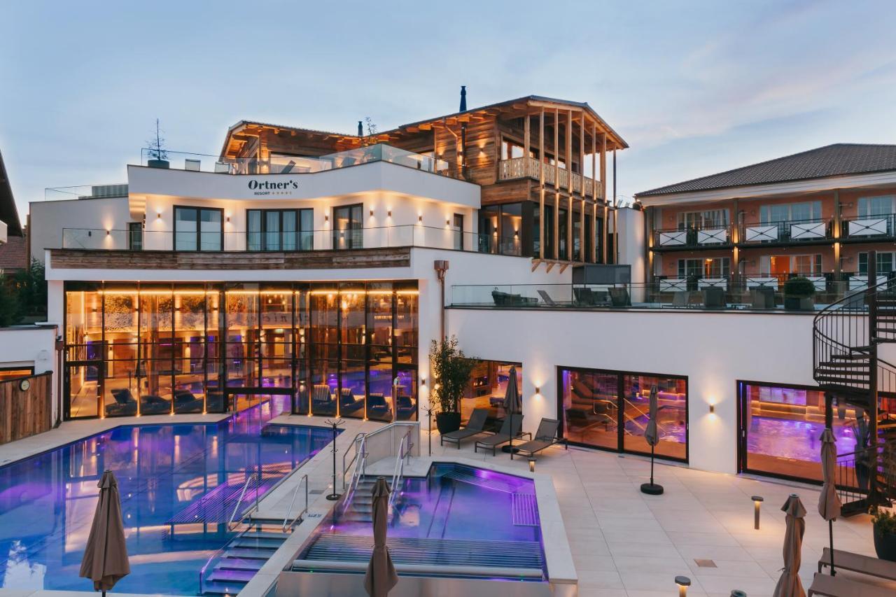 Ortner'S Resort Bad Fussing Bagian luar foto The Hotel