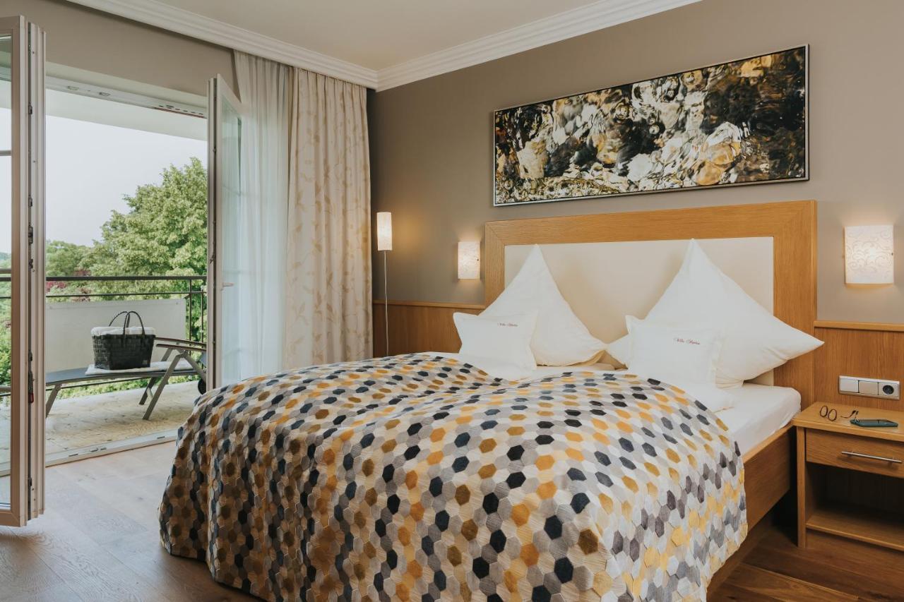 Ortner'S Resort Bad Fussing Bagian luar foto A typical room at the Hotel