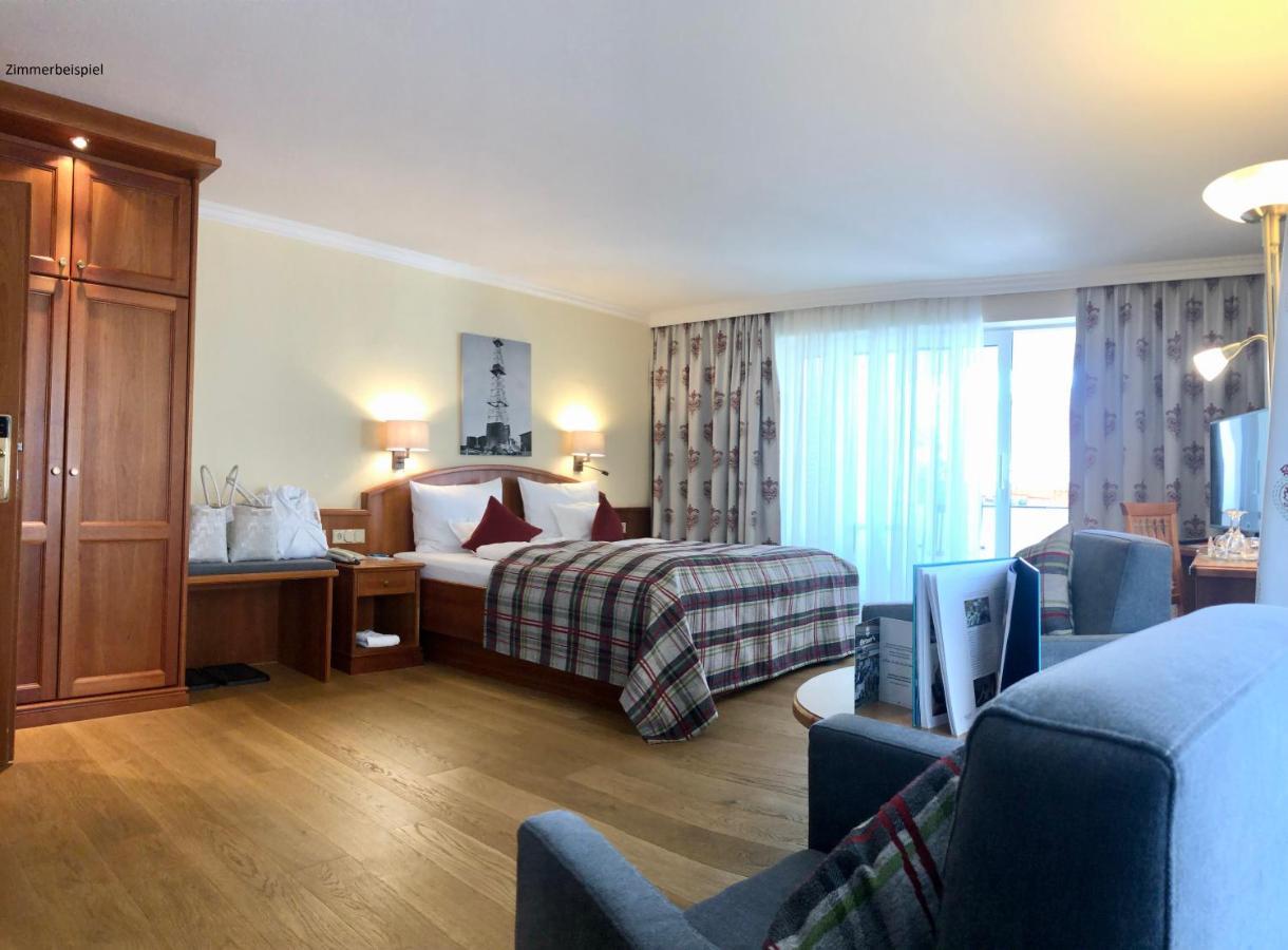 Ortner'S Resort Bad Fussing Bagian luar foto A typical hotel room